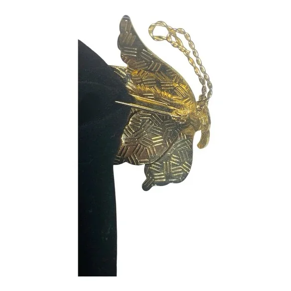 VINTAGE GUILLOCHE ENAMEL BUTTERFLY BROOCH PIN BLUE /PURPLE PINK LOVELY 1 3/4" - Picture 5 of 6